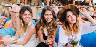 طراحی سایت چند زبانه — دروازه ورود به بازار جهانی با اهنوس (ahnos)